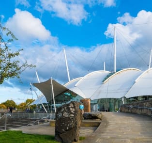 Dynamic Earth