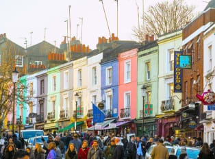 5 Cities With Iconic Film Locations