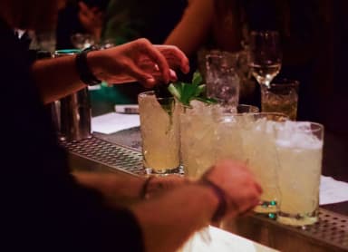 Time Social Bar