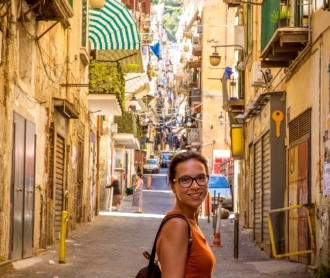 Where To Stay In Naples - Best Neighborhoods Guide