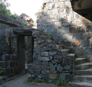 Visit the abandoned town of Ma Wan