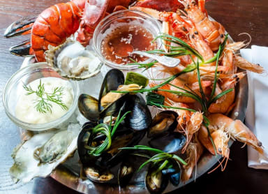 Eating seafood at Matt the Thresher
