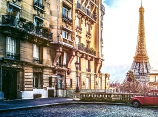 Top 5 Reasons to Visit Paris- The Ultimate Guide