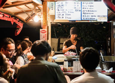 Eat at ‘yatai’ food stands