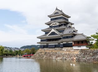 Day trips from Tokyo to Matsumoto Castle, Nagano, Japan