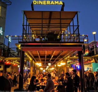 7pm: Som Saa Vs. Dinerama