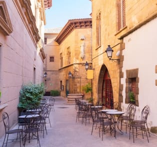 Get your art fix in El Poble-sec