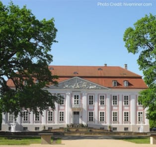 Explore The Hipster’s Paradise Of Southeast Berlin