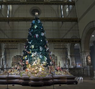 Be in awe of the Met Museum Christmas Tree