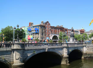 A Solo Traveler's Guide To Dublin