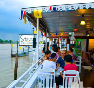 ICONSIAM / Bangkok's Most Beautiful Restaurant Zone & CAFE's 