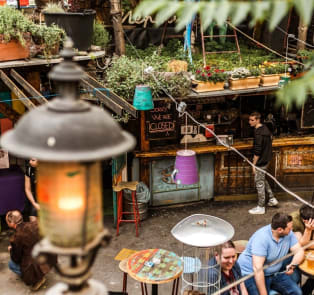 Szimpla Kert Market