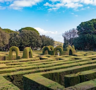 Get lost in Laberint d’Horta Park