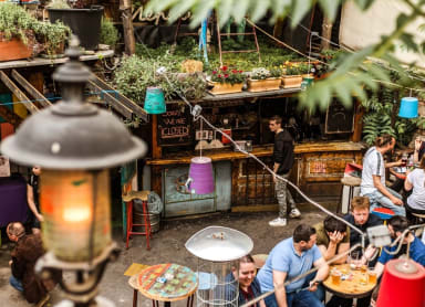 Szimpla Kert Market