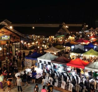 Train Night Market Srinakarin
