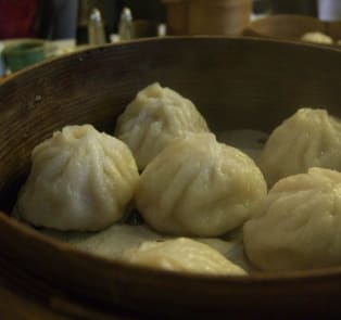 Pepper Pork Bun (胡椒餅)