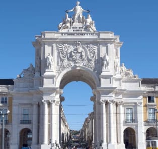 Grab a lunch from one of the best kept secrets Lisbon h