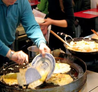 Oyster Egg Omelet (蚵仔煎)