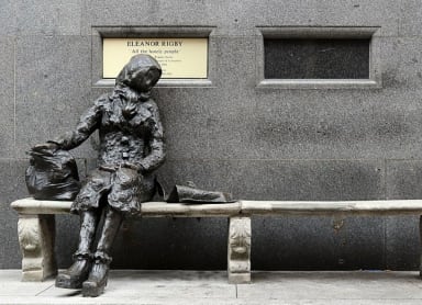 Statue of Eleanor Rigby