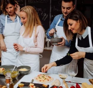 Class with a professional chef