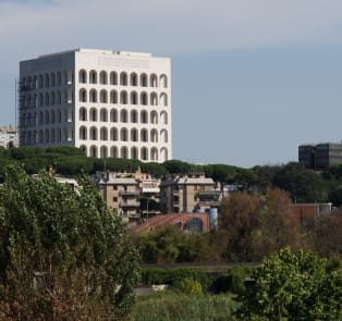 Visit the Fascinating EUR District