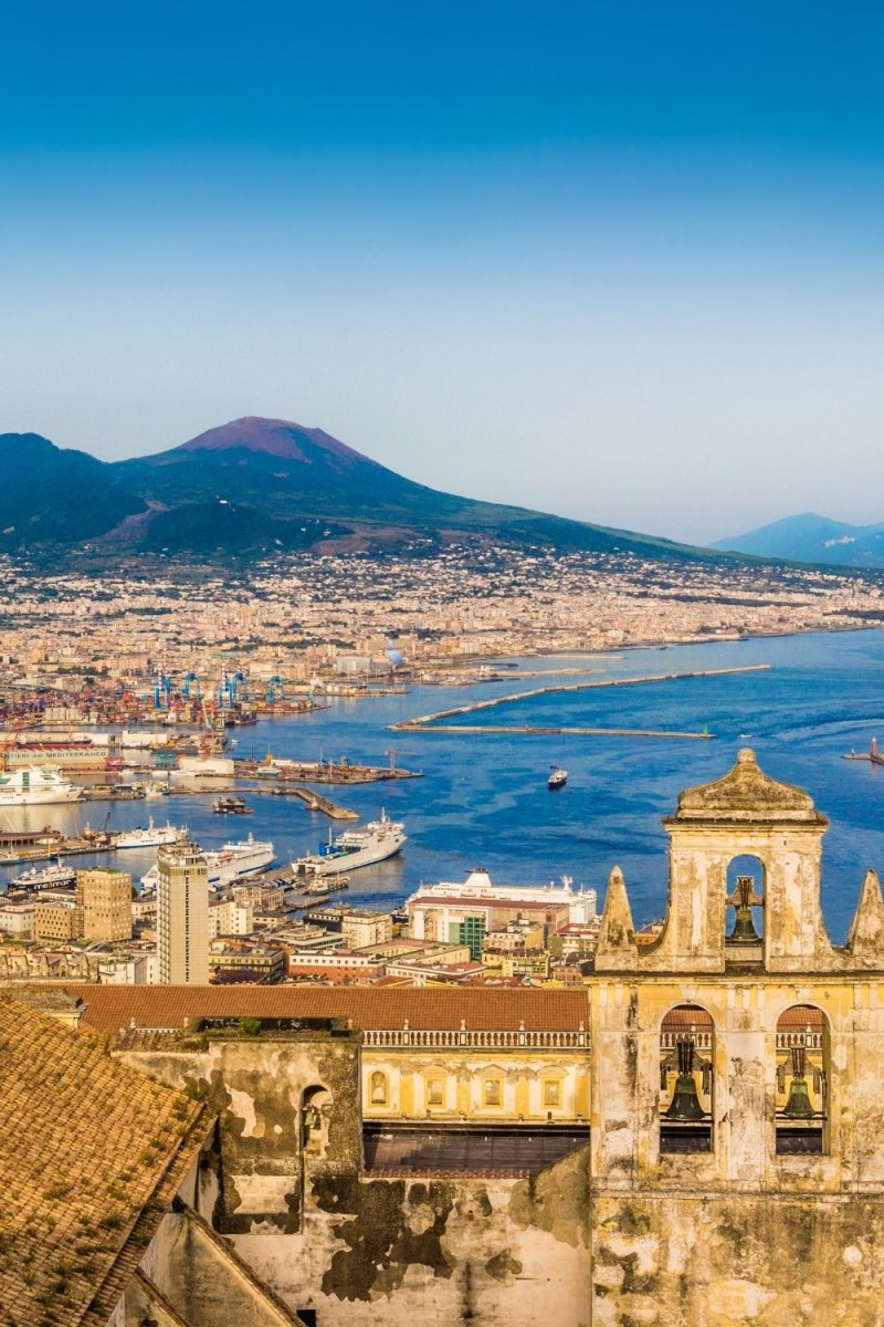 tourist attractions near naples