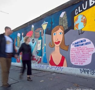 Visit East Side Gallery