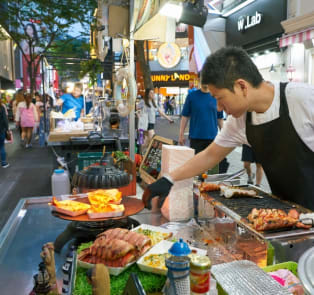 Street food in Seoul’s Myeong -dong