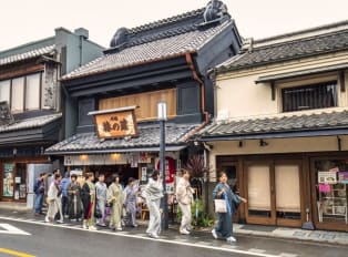 Enjoy the nostalgic ambiance of the Edo Period