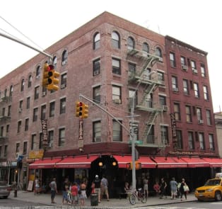 Lombardi’s Pizzeria