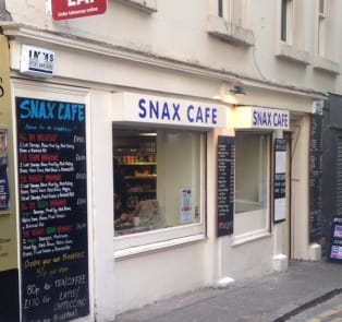 Snax Cafe