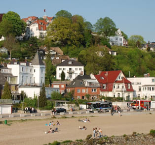 Walk in Blankenese