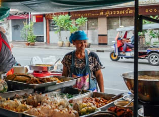 10 Must Try Foods In Bangkok