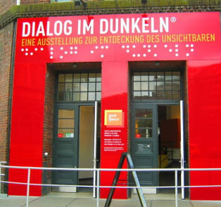 Dialog im Dunkeln