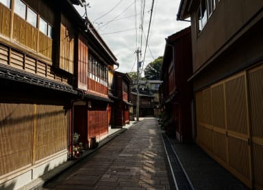 Higashi Chaya Area
