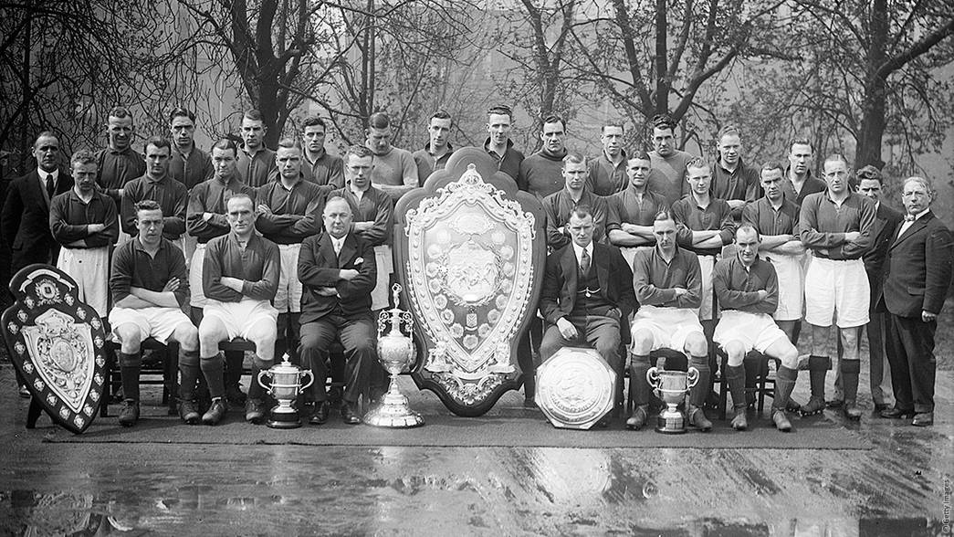 Arsenal Squad Photo with Herbert Chapman