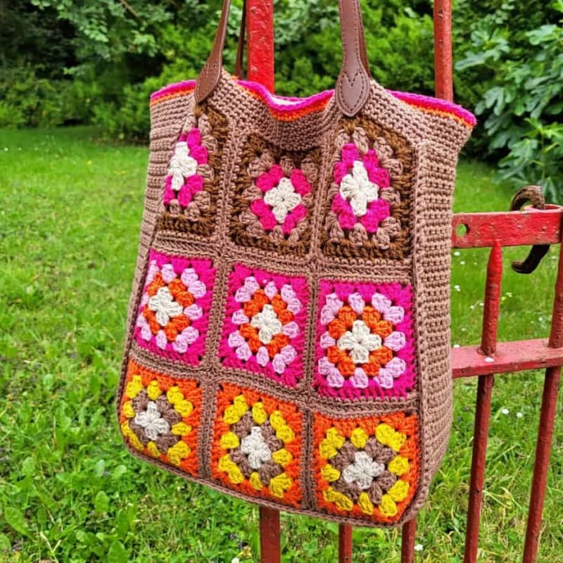 ## Colorful Granny Square Tote Bag