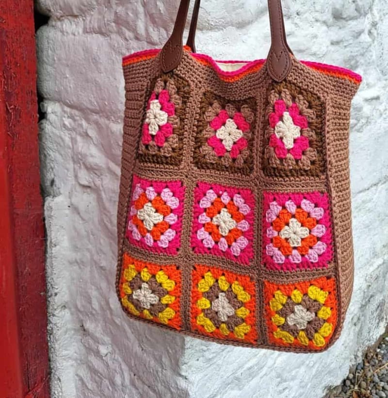 ## Colorful Granny Square Tote Bag