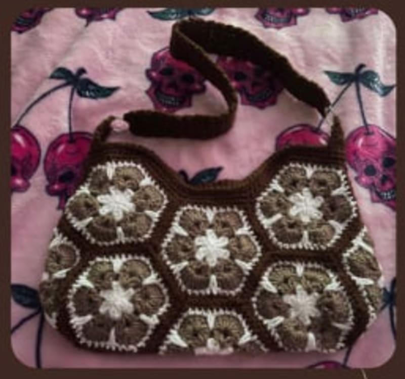 ## African Flower Shoulder Bag – Phoebes Creations