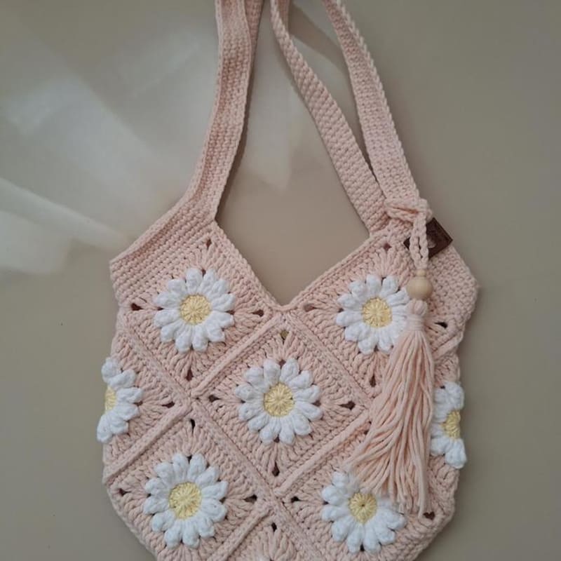 ## Daisy Dreams Boho Bag – Sweet Softies