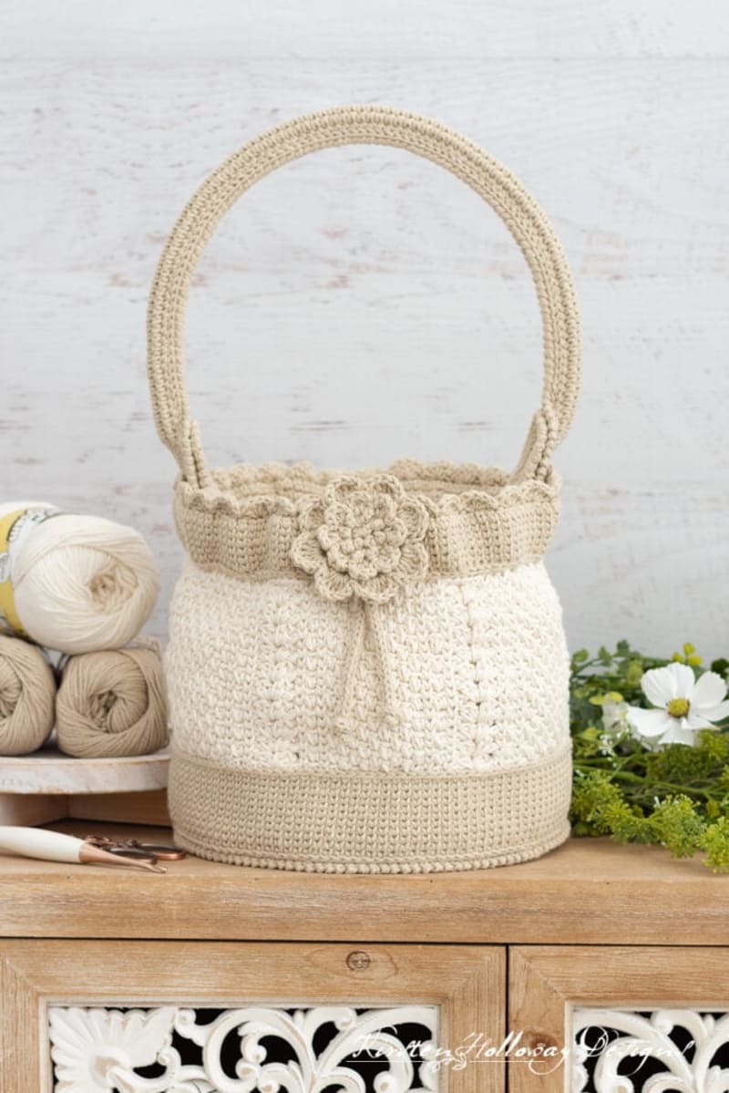 ## Lattice ’n Lace Crochet Bucket Bag – Kirsten Holloway Designs