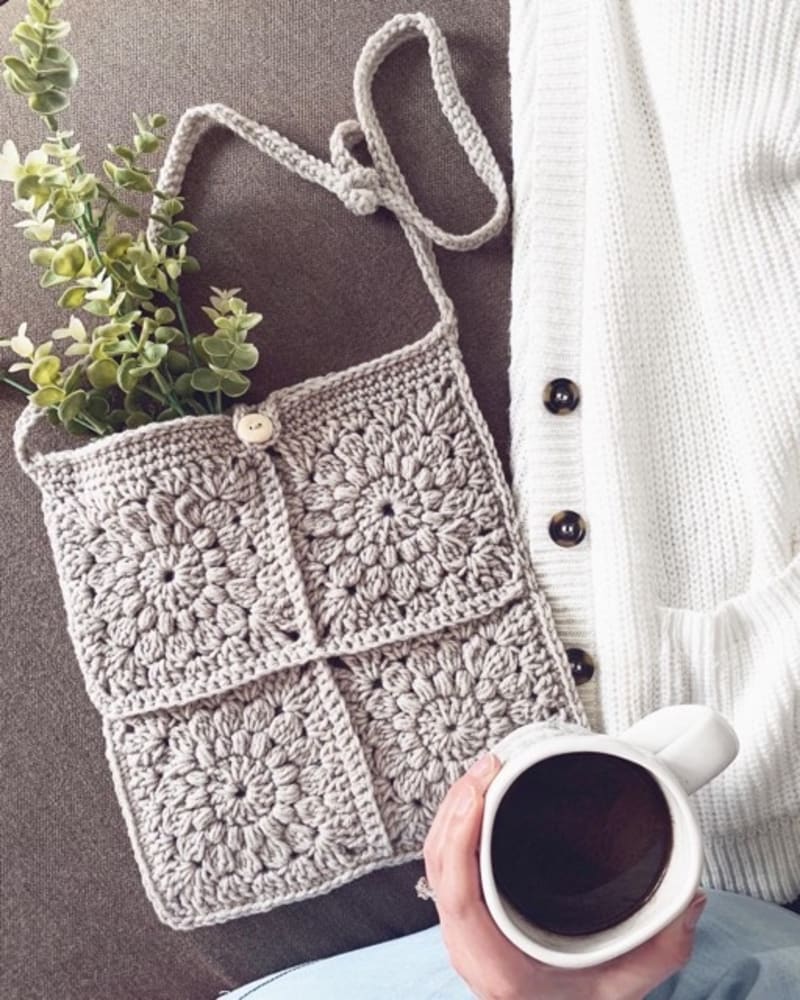 ## Sunburst Cross-Body Bag – MI Handmade Home
