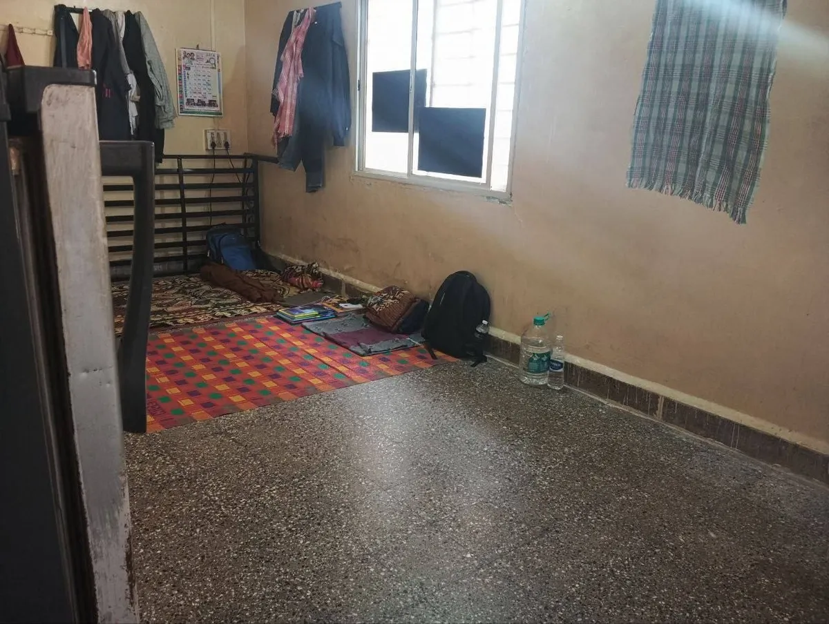 🛑🛑🛑 URGENT 🛑🛑🛑 for rent in Karvenagar, Pune photo 2