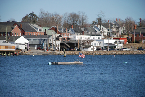 dementia care near me, senior care in Damariscotta, Maine