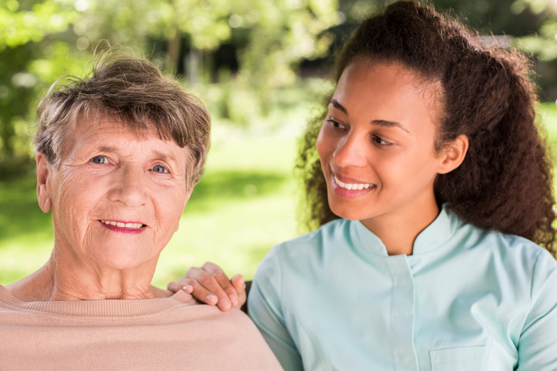 An at home elder care aide with a senior woman in Salisbury, NC