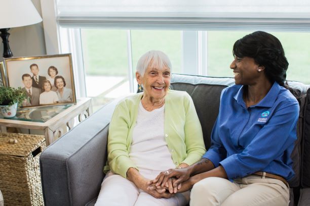 Senior receiving respite care in her living room in Owensboro, KY