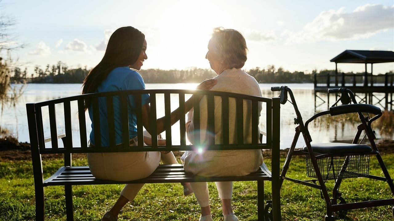 Gerontologist and spokesperson for Comfort Keepers® provides tips for caring for a loved one with Alzheimer’s at home in recent Los Angeles Times article.