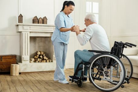 caregiver jobs Akron, OH