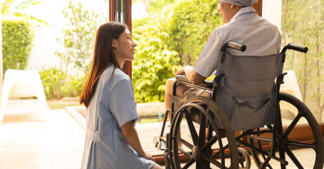 Navigating Aging with Confidence: The Benefits of In-Home Care Services