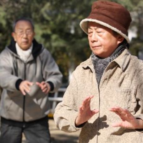 Comfort Keepers seniors exercise with limited mobility 